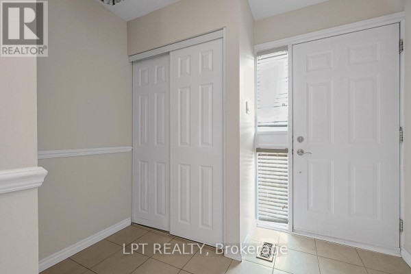 1 - 3501 Aladdin Lane, Ottawa, ON K1T1E1 Photo 3