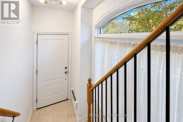 Kitchen - 1 - 37 Drewry Avenue, Toronto, ON M2M0B4 Photo 4