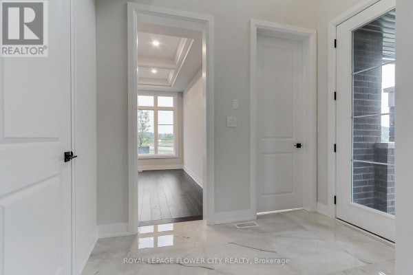 Primary Bedroom - 1 - 400 Newman Drive, Cambridge, ON N1S0E8 Photo 5