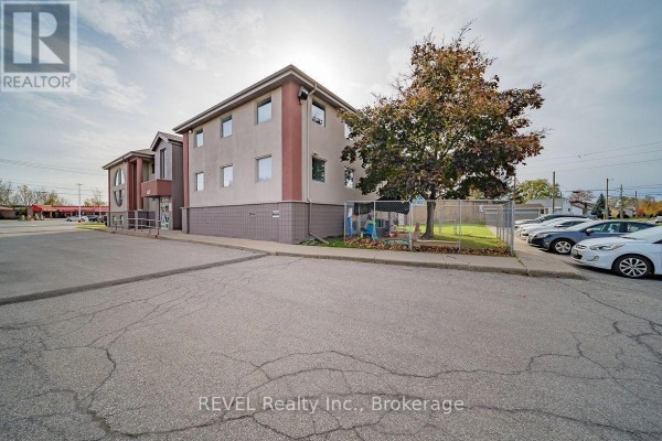 1 - 437 Welland Avenue, St  Catharines, ON, photo 3