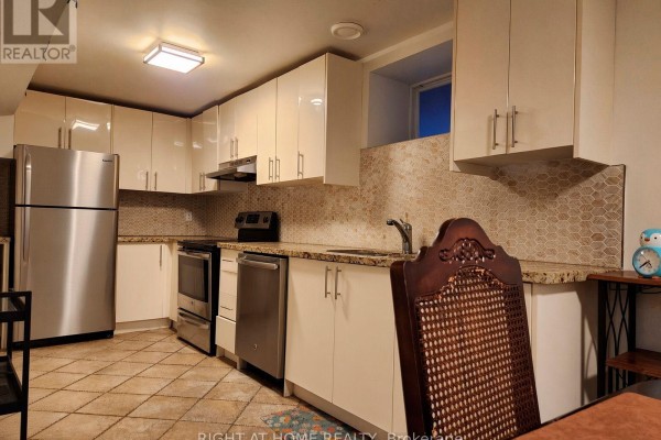 1 - 490 Brock Avenue, Toronto, ON M6H3N3 Photo 4