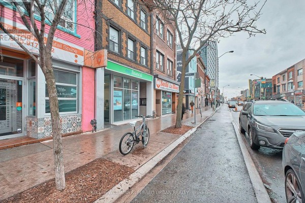 1 - 523 Bloor Street W, Toronto, ON M5S1Y4 Photo 3
