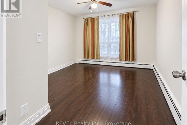 1 - 5459 Ontario Avenue, Niagara Falls, ON L2E3S4 Photo 5