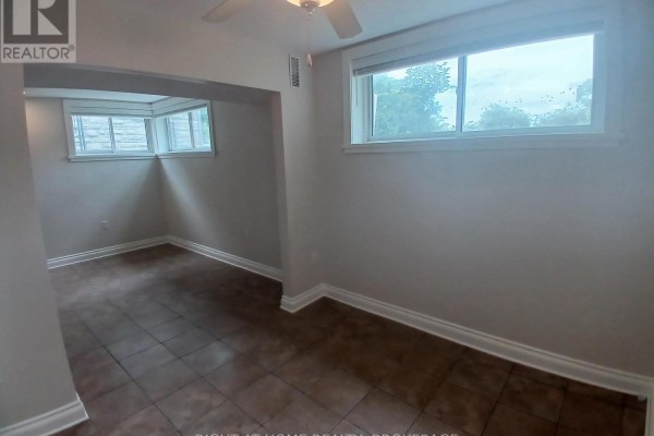 Bedroom 2 - 1 - 62 Christie Street, St  Catharines, ON L2N5H6 Photo 5
