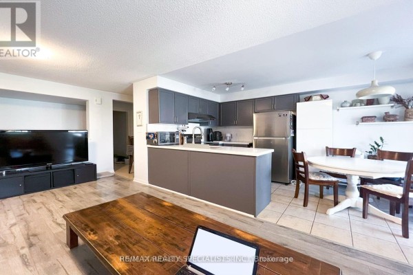 1 - 642 Shoreline Drive, Mississauga, ON L5B0B8 Photo 3