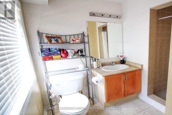 1 - 642 Shoreline Drive, Mississauga, ON L5B0B8 Photo 5