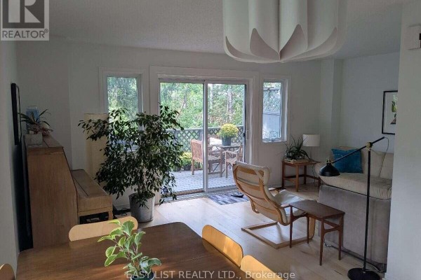 Dining room - 1 - 817 High Street, Ottawa, ON K2B6C3 Photo 4