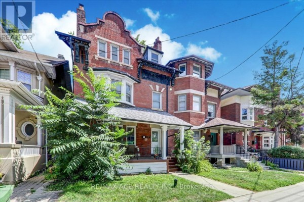 1 - Flr2 - 173 Spadina Road, Toronto, ON M5R2T9 Photo 2