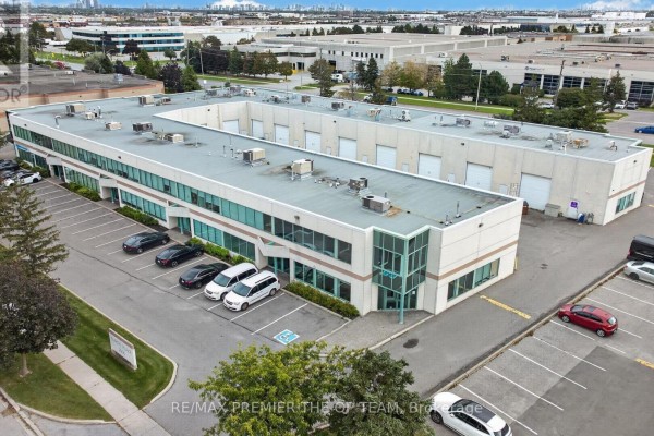 Commercial for rent at 1 & 1a Main - 2900 Langstaff Road, Vaughan, ON - MLS® SvbViO