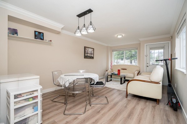 1 10282 132 Street, Surrey, BC V3T0C4 Photo 5