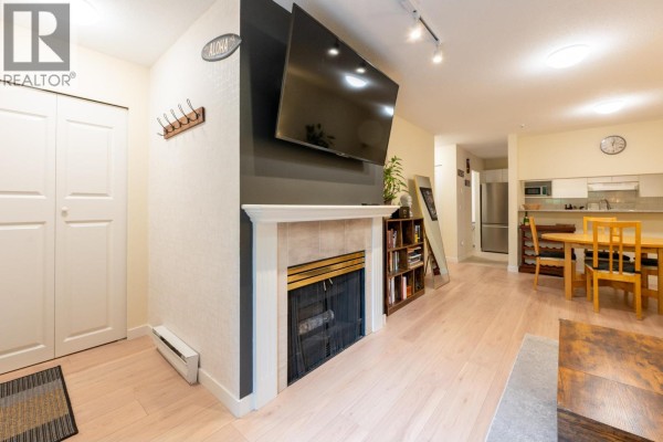 1 1386 W 6th Avenue, Vancouver, BC V6H1A7 Photo 3