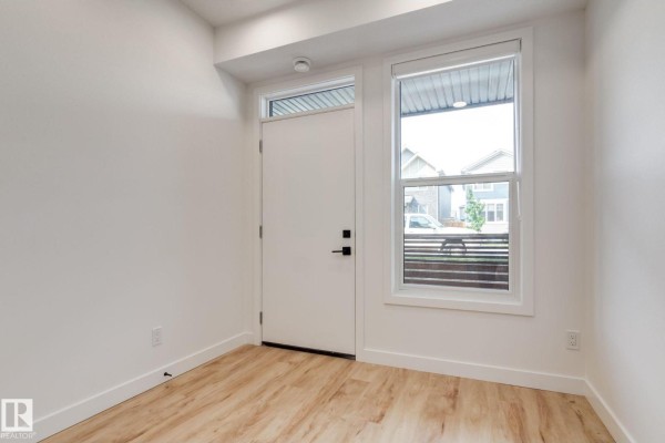 Primary Bedroom - #1 16231 19 Av Sw, Edmonton, AB T6W5C6 Photo 4