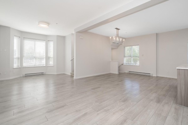 1 20723 Fraser Highway, Langley, BC V3A0K2 Photo 5