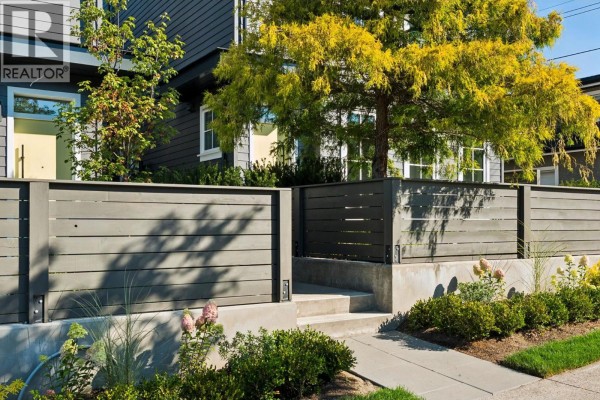 1 2115 W 18th Avenue, Vancouver, BC V6L1A3 Photo 3