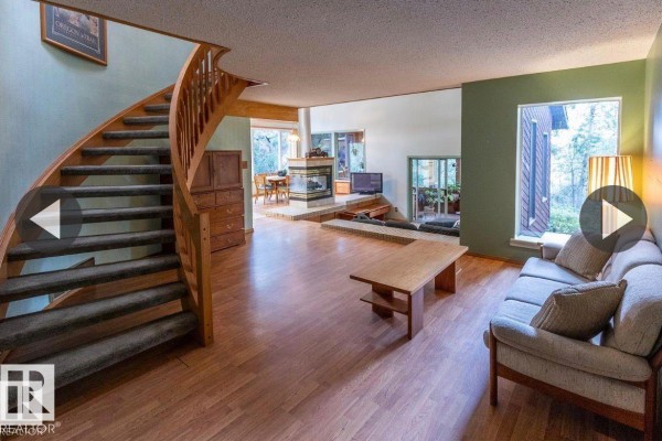 Family room - #1 23248 Twp Road 522, Rural Strathcona County, AB T8B1H5 Photo 4