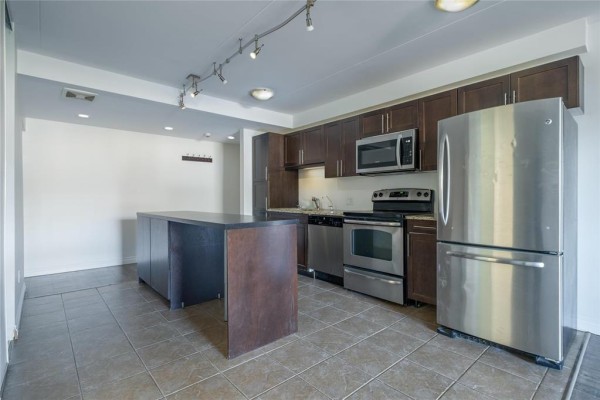 Bedroom - 1 28 1st Street, Niverville, MB R0A1E0 Photo 4