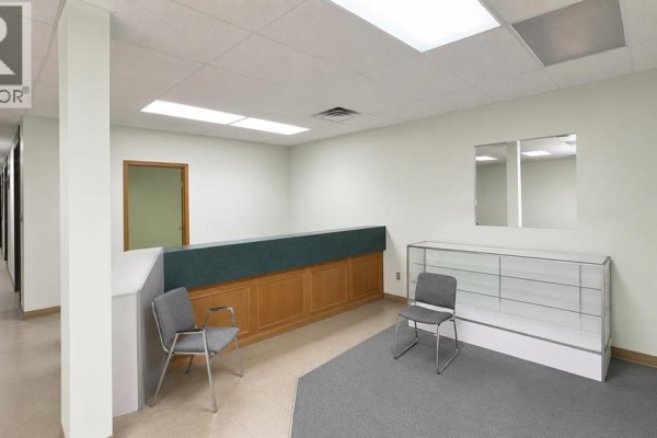 1-3, 4768 Riverside Drive, Red Deer, AB, photo 2