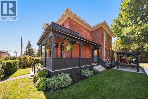 4pc Ensuite bath - 1-3 Main Street N, St  George, ON N0E1N0 Photo 4