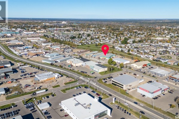 1 320 Industrial Drive, Prince Albert, SK S6V7L8 Photo 2