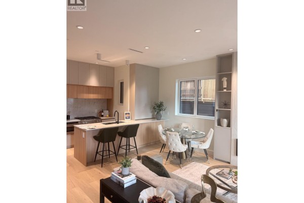 1 3315 W 10th Street, Vancouver, BC V6R2E5 Photo 5