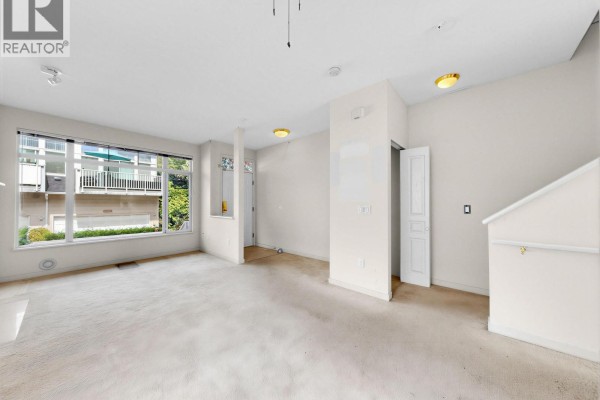 1 3596 Whitney Place, Vancouver, BC V5S4T2 Photo 5