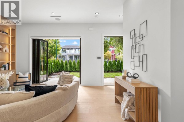 1 3873 W 22nd Avenue, Vancouver, BC V6S1J8 Photo 5