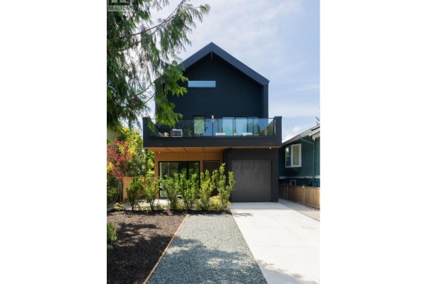 1 4161 Windsor Street, Vancouver, BC V5V4P2 Photo 3
