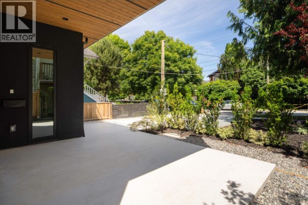 1 4161 Windsor Street, Vancouver, BC V5V4P2 Photo 5