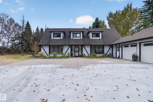 Family room - #1 52328 Hwy 21, Rural Strathcona County, AB T8B1J9 Photo 4