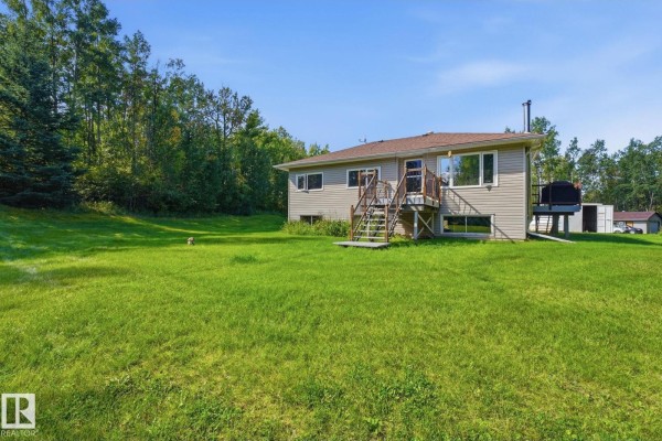 Dining room - #1 53522 Rge Road 280, Rural Parkland County, AB T7X3V6 Photo 2