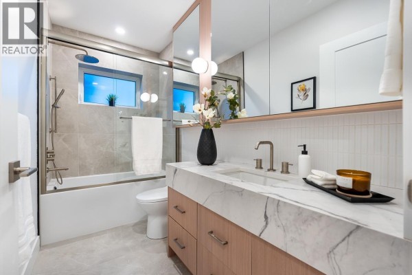 1 5355 Inverness Street, Vancouver, BC V5W3P2 Photo 5