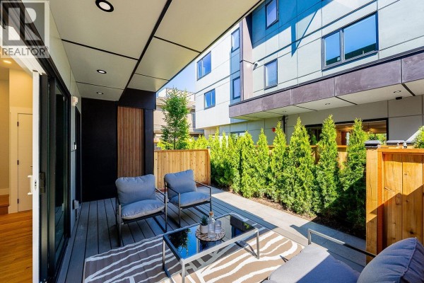 1 678 E 22nd Avenue, Vancouver, BC V5V1V4 Photo 3