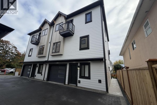 1 7497 Holly Street, Burnaby, BC V5E3K1 Photo 3