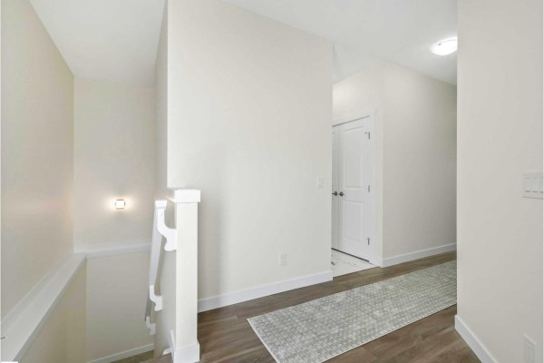 Primary Bedroom - #1 7800 94 St, Morinville, AB T8R2S3 Photo 4