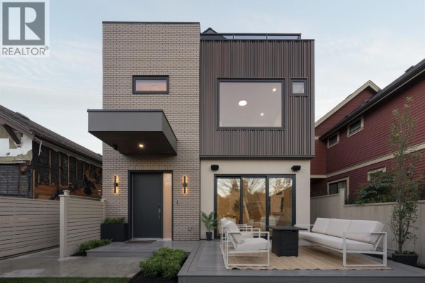1 882 E 13 Avenue, Vancouver