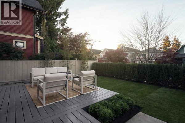 1 882 E 13 Avenue, Vancouver, BC V5T2L5 Photo 2