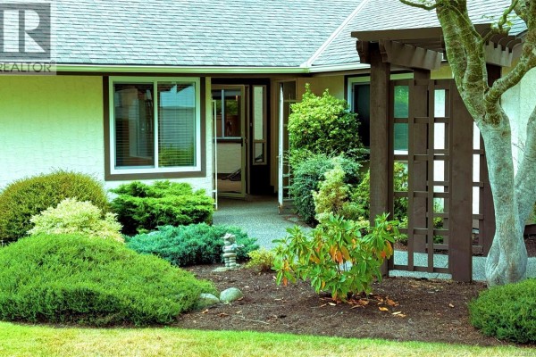 Eating area - 1 885 Berwick Rd S, Qualicum Beach, BC V9K1N7 Photo 4
