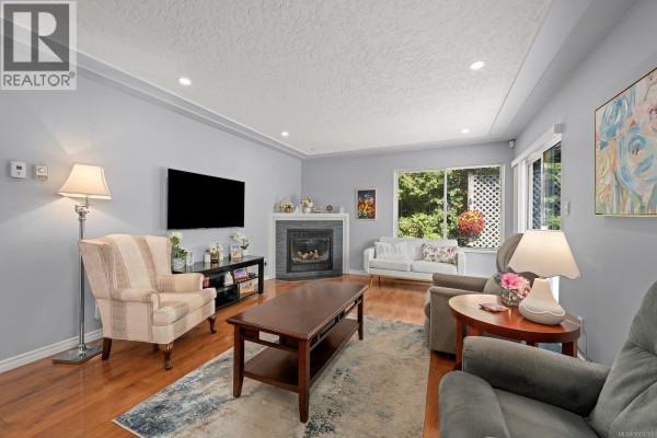 Primary Bedroom - 1 950 Braidwood Rd, Courtenay, BC V9N3R9 Photo 4