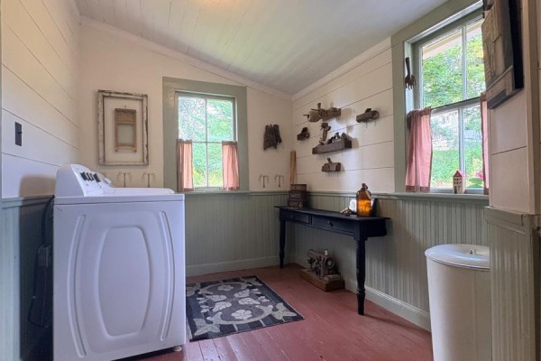 Bath (# pieces 1-6) - 1 Albert Street, Lewisporte, NL A0G3A0 Photo 5