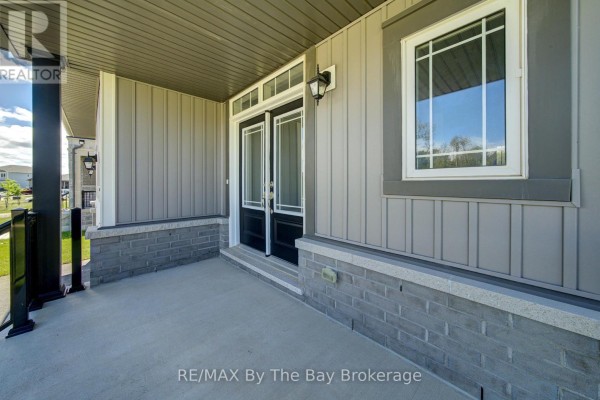 1 Amber Drive, Wasaga Beach, ON L9Z0R9 Photo 4