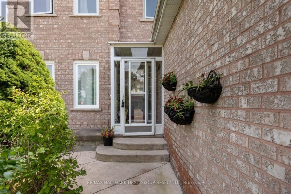 Primary Bedroom - 1 Audrey Court, Clarington, ON L1E2B3 Photo 5