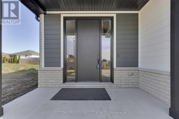 1 Bancroft Road, St  Thomas, ON, photo 2
