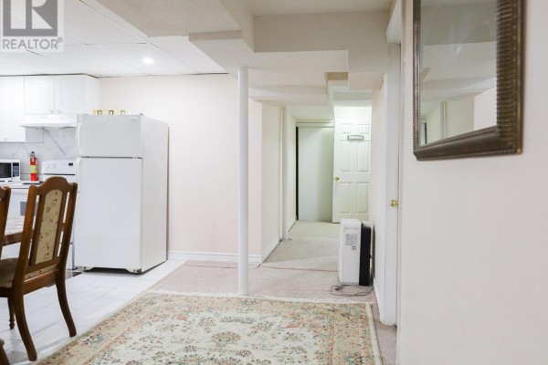 1 Bed 1bath Basement - 77 Rushingbrook Drive, Richmond Hill, ON, photo 2