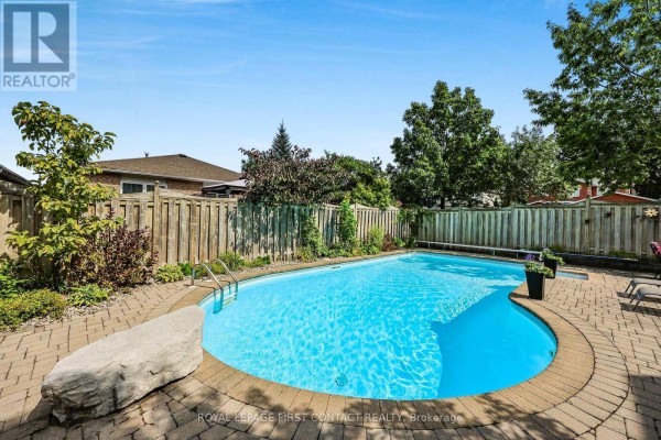 1 Brown Wood Drive, Barrie, ON, photo 2