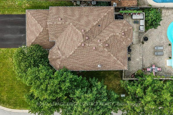 1 Brown Wood Drive, Barrie, ON, photo 3