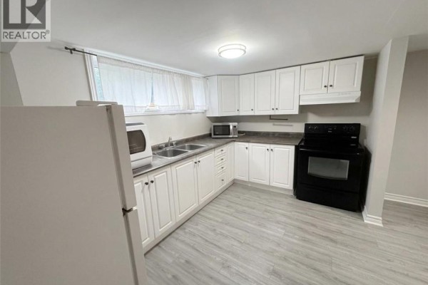 Living room - 1 Burfield Avenue Unit# 2 Lower, Hamilton, ON L8T2J8 Photo 4