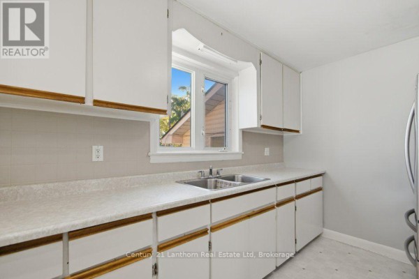 1 Clarke Boulevard, Belleville, ON K8N4C8 Photo 3