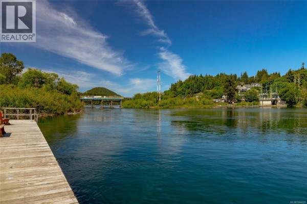 1 Cls St, Lake Cowichan, BC V0R2G0 Photo 2