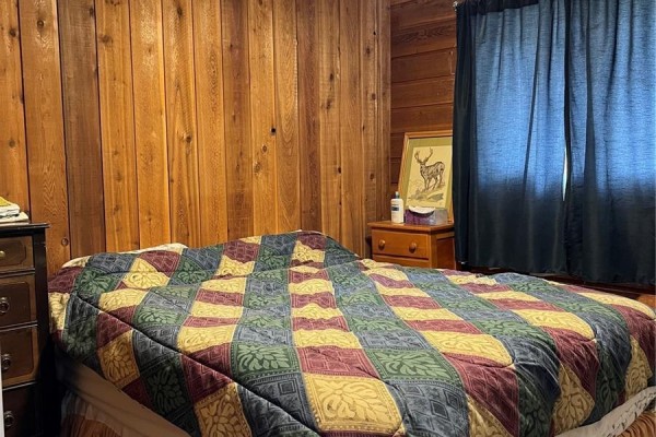 Bedroom - 1 Crone Bay, Delaronde Lake, SK S0J0E0 Photo 4