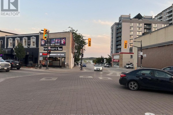 1 Dunlop Street E, Barrie, ON L4M1A2 Photo 4